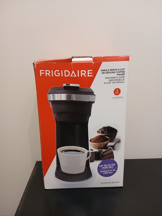 Other - Frigidaire 2 In 1 Coffee Maker K Cup And Ground Coffee